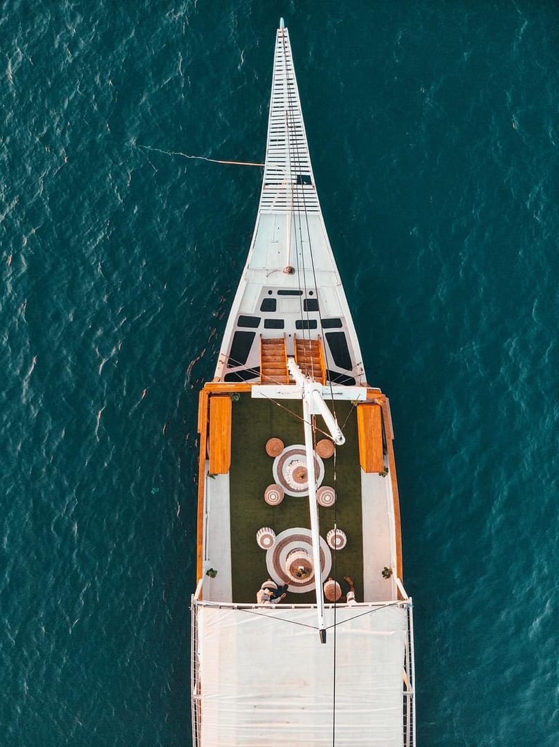 Sewa Kapal Labuan Bajo